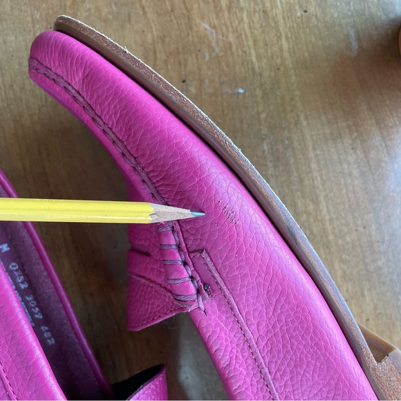 G.H. Bass & Co. Weejuns Pink Leather Loafers - Picture 8 of 11